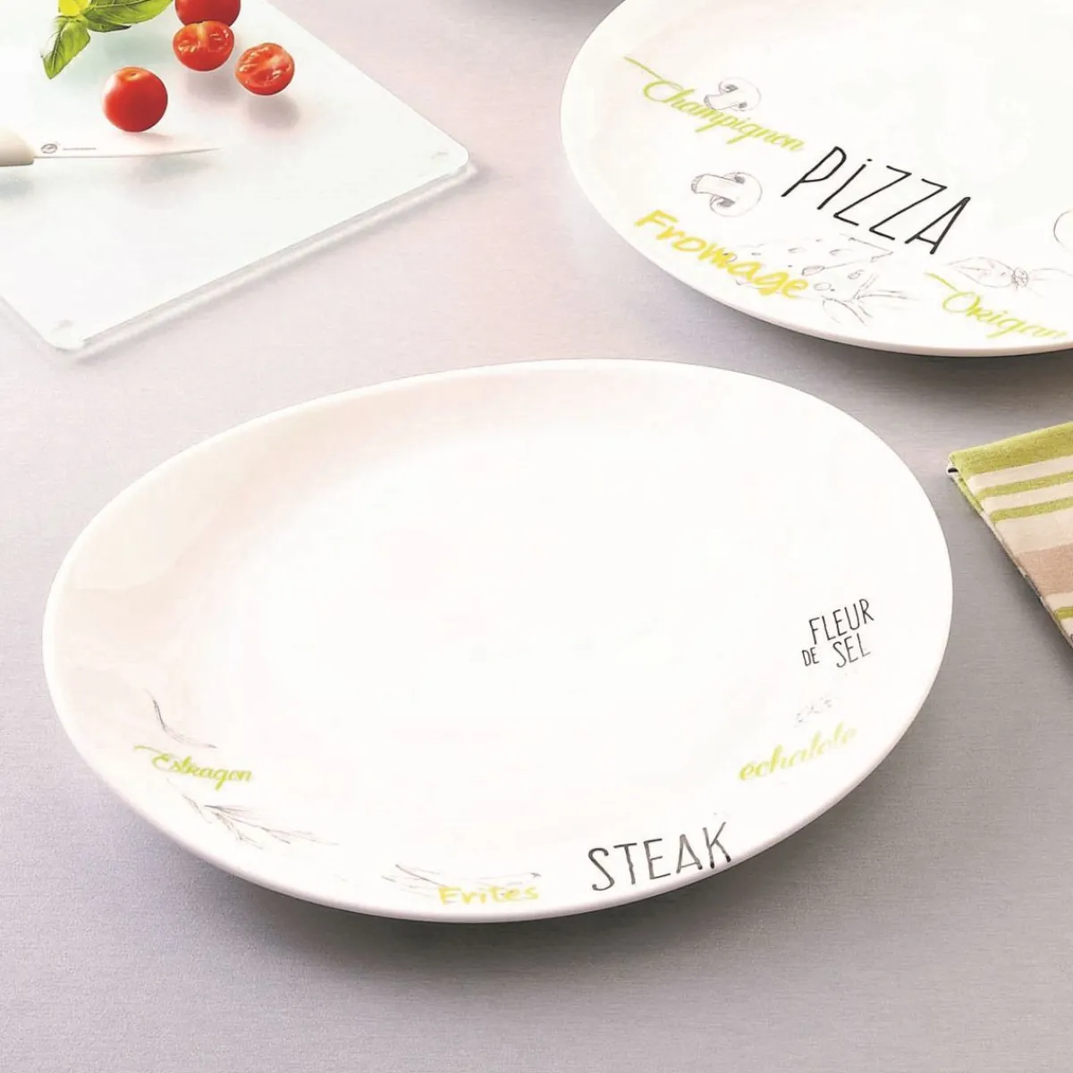 Luminarc Decorated white steak plate 30 cm Friend's Time> Plates